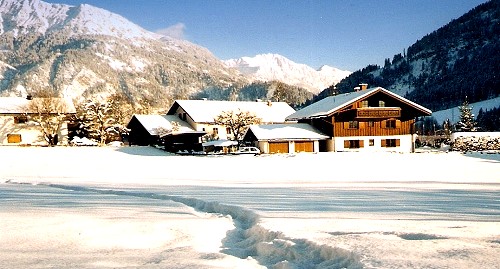 Allg�u - Ferienwohnung in Hindelang mit Balkon im Winter